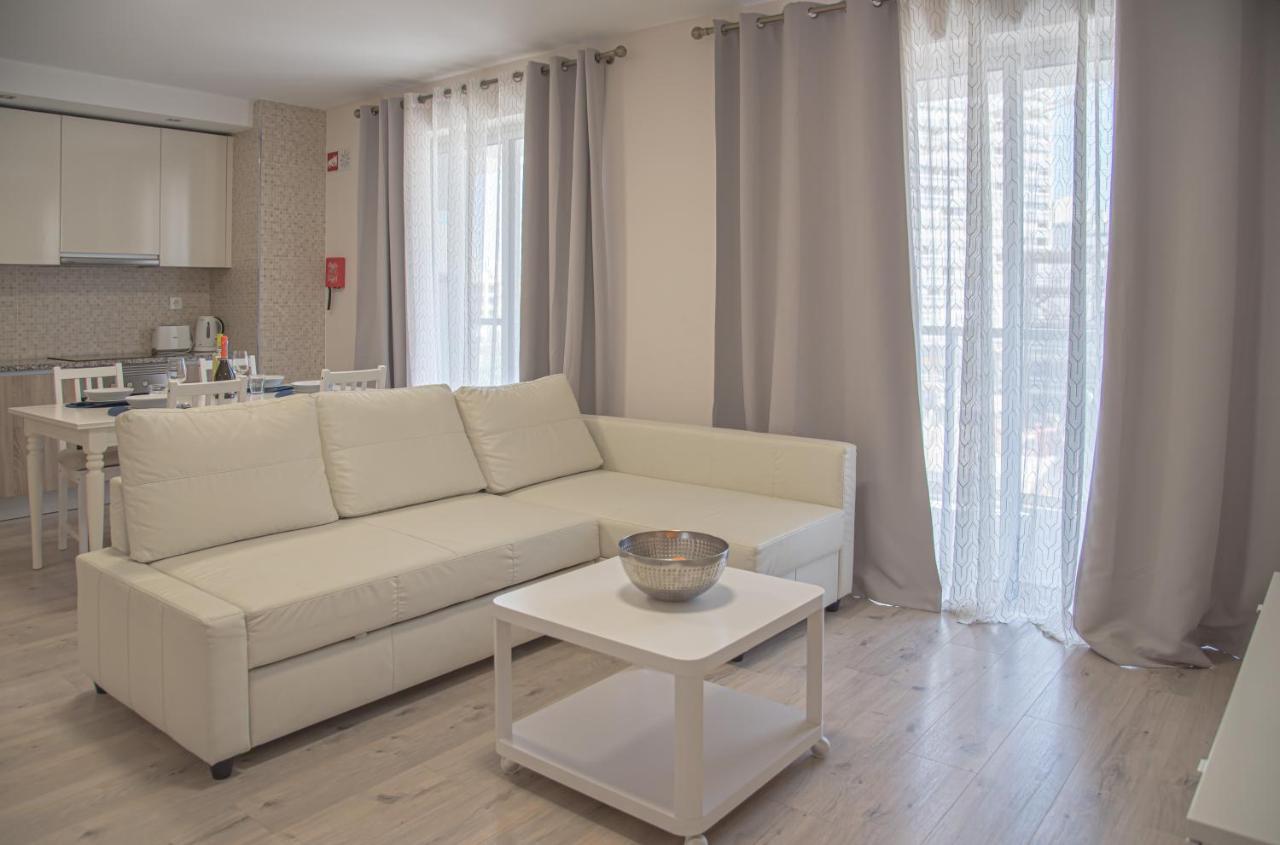 Apartamento Elegante Com Garagem E Piscina Na Praia Da Rocha Portimão Buitenkant foto