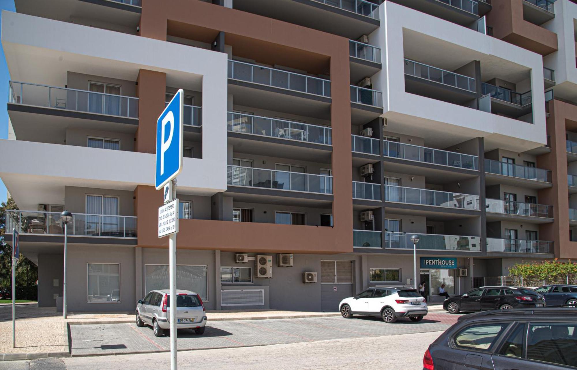 Apartamento Elegante Com Garagem E Piscina Na Praia Da Rocha Portimão Buitenkant foto